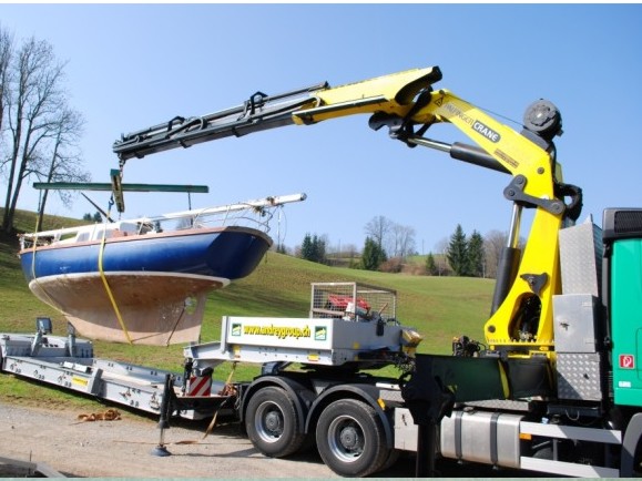 Tracteur 3 - essieux grue